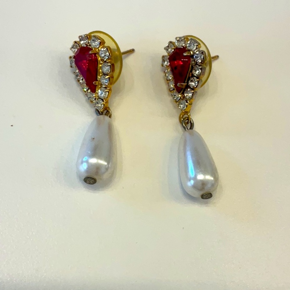Pearl drop Ruby red pear shaped crystals,faux diamonds pierced earrings perfect!